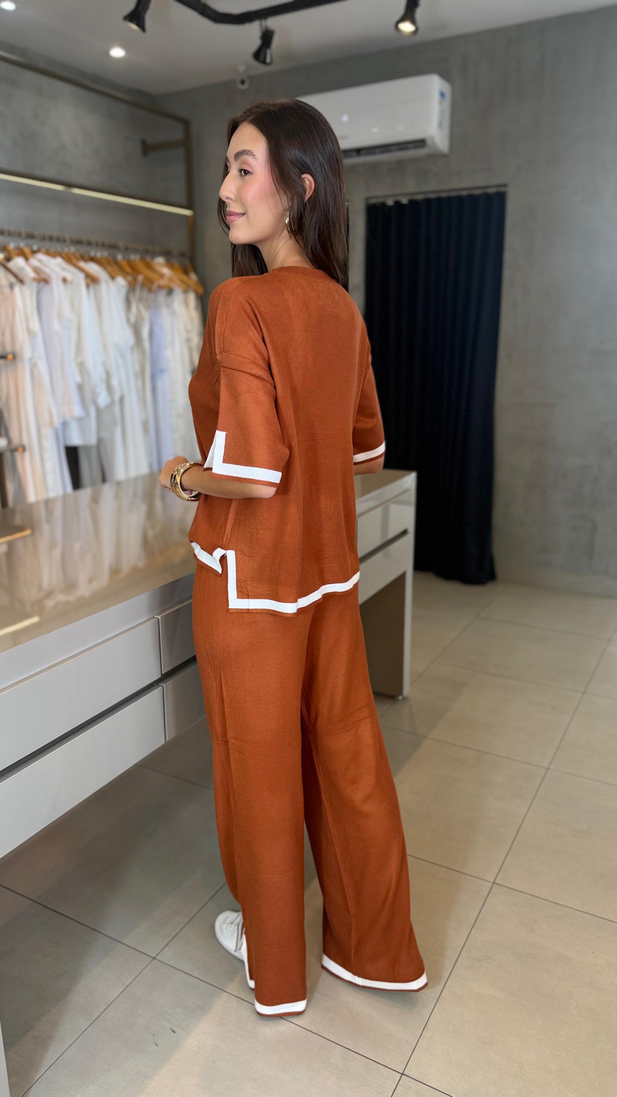 Conjunto Modal Anne